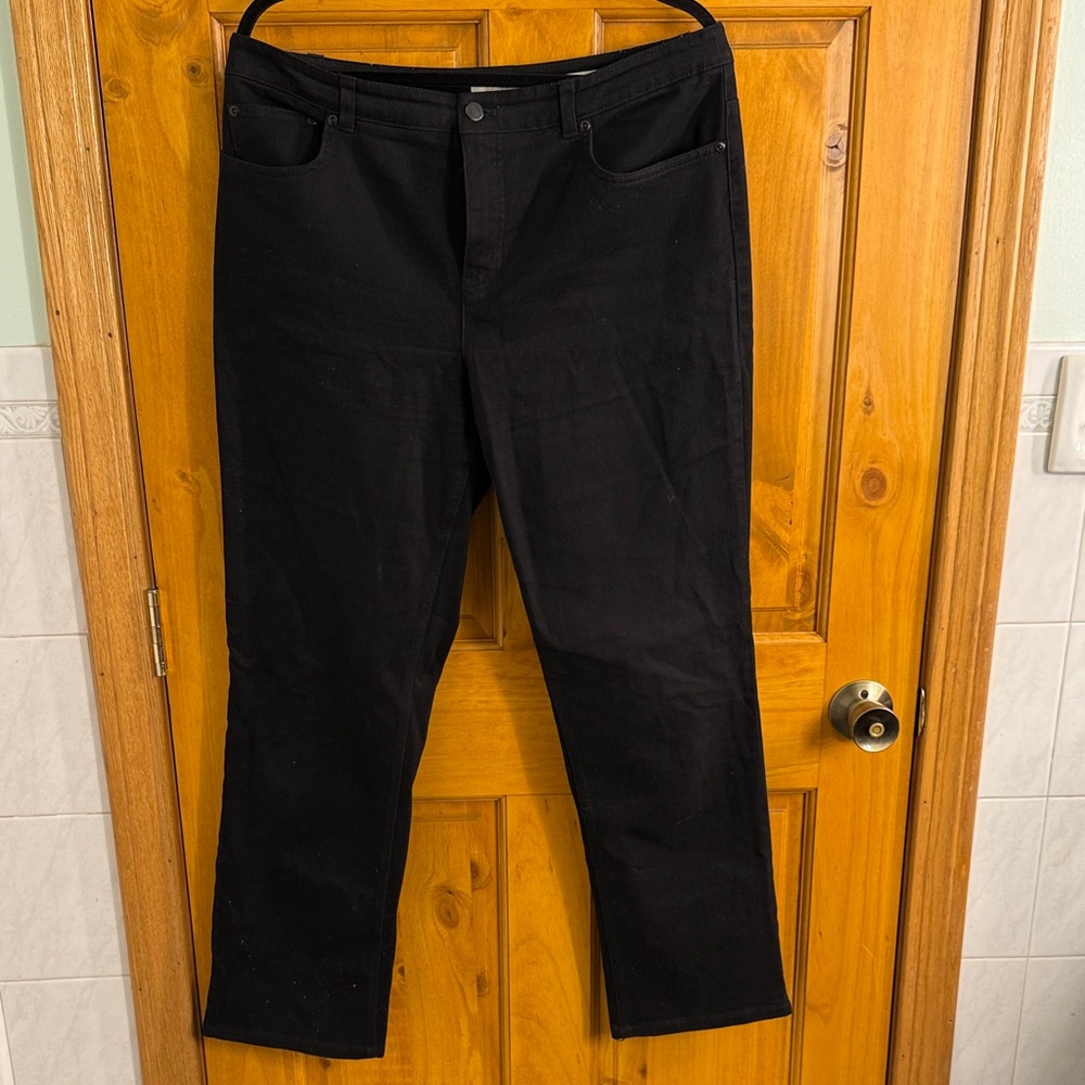 Jones New York Black Straight Leg Jeans